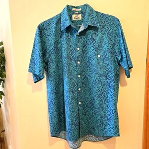 Vintage 417 Van Heusen Shirt, Green & Blue Patterned Cotton Classic, Size Medium